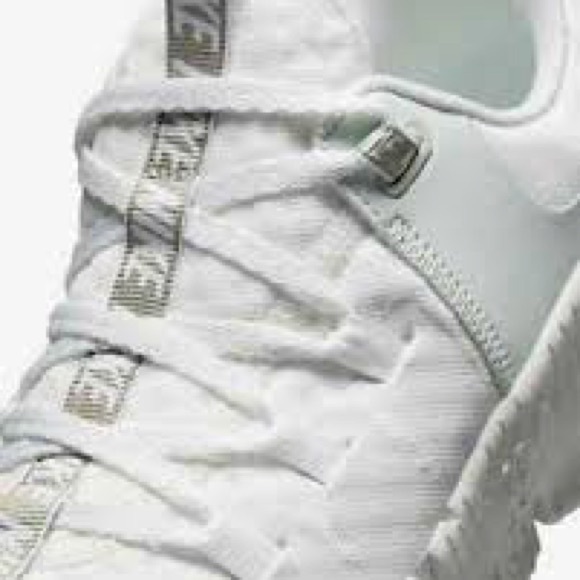 Nike Metcon 5 White Sneakers - Picture 1 of 3